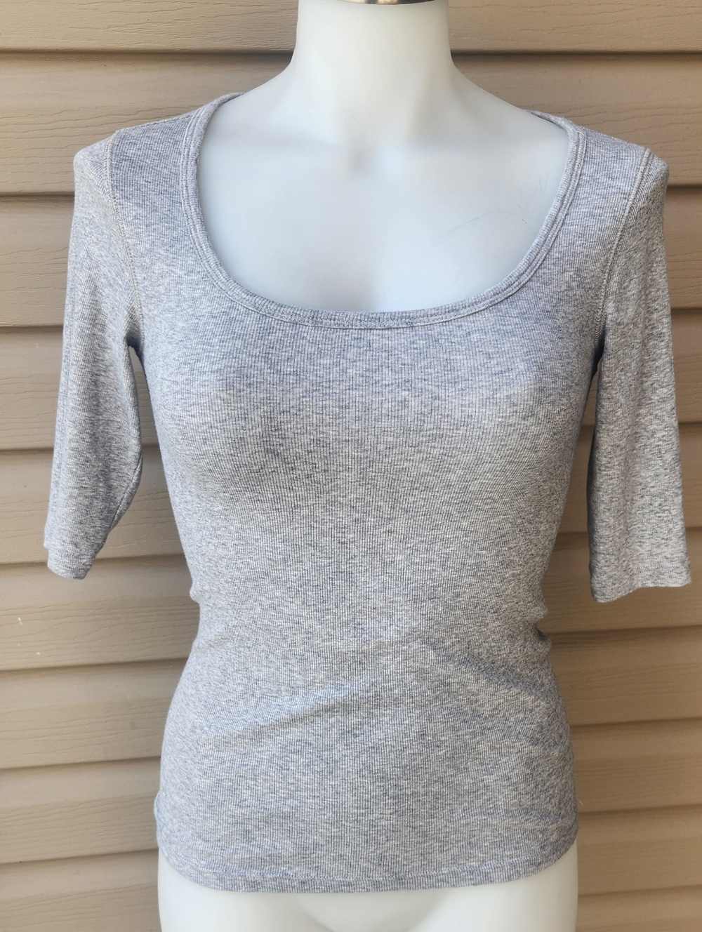 The Luxe Rib Scoop-Neck Tee  Everlane Small Heathered Grey